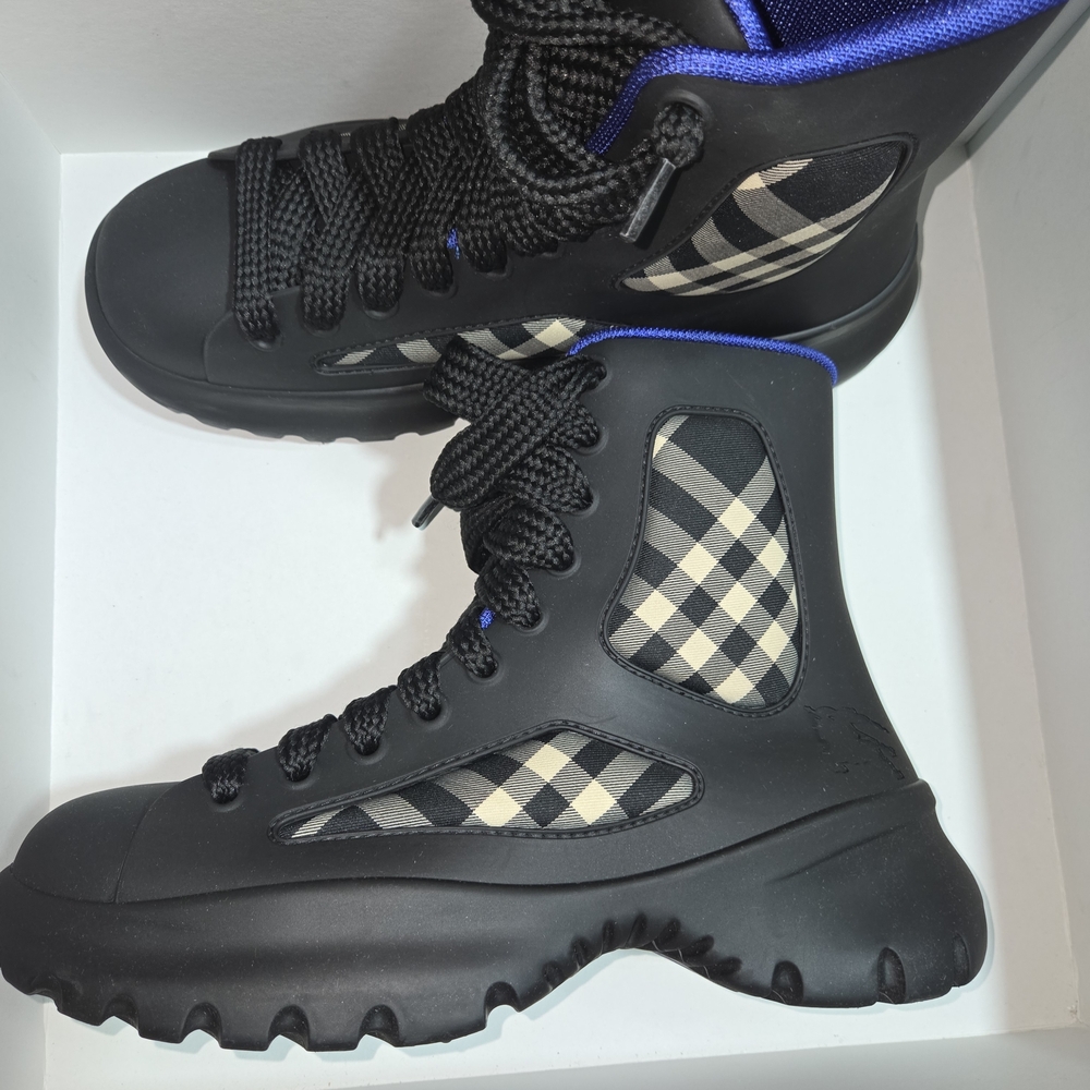 Burberry Blue Textured Fabric